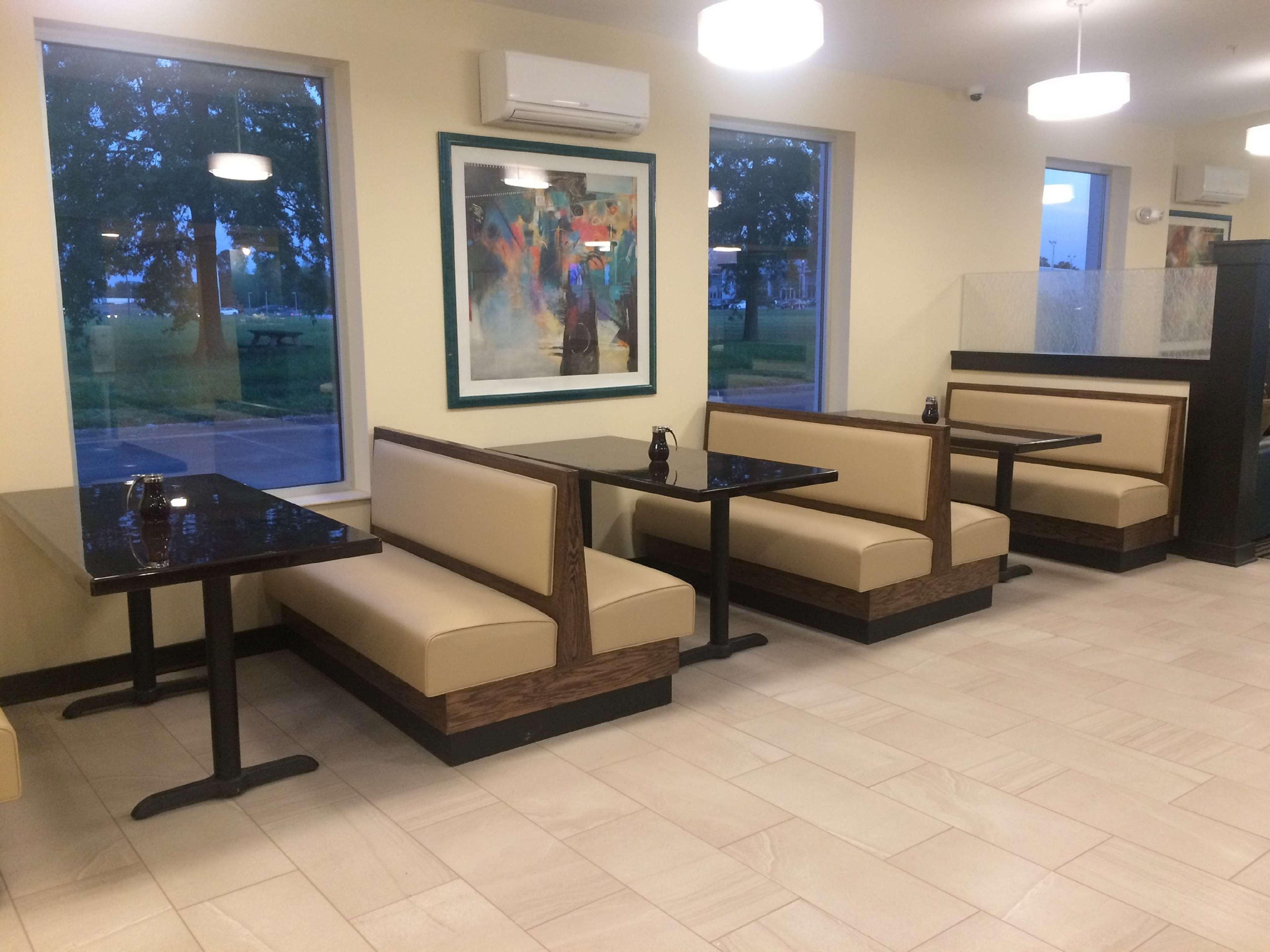 Best Western Shelby Inn & Suites Eksteriør bilde